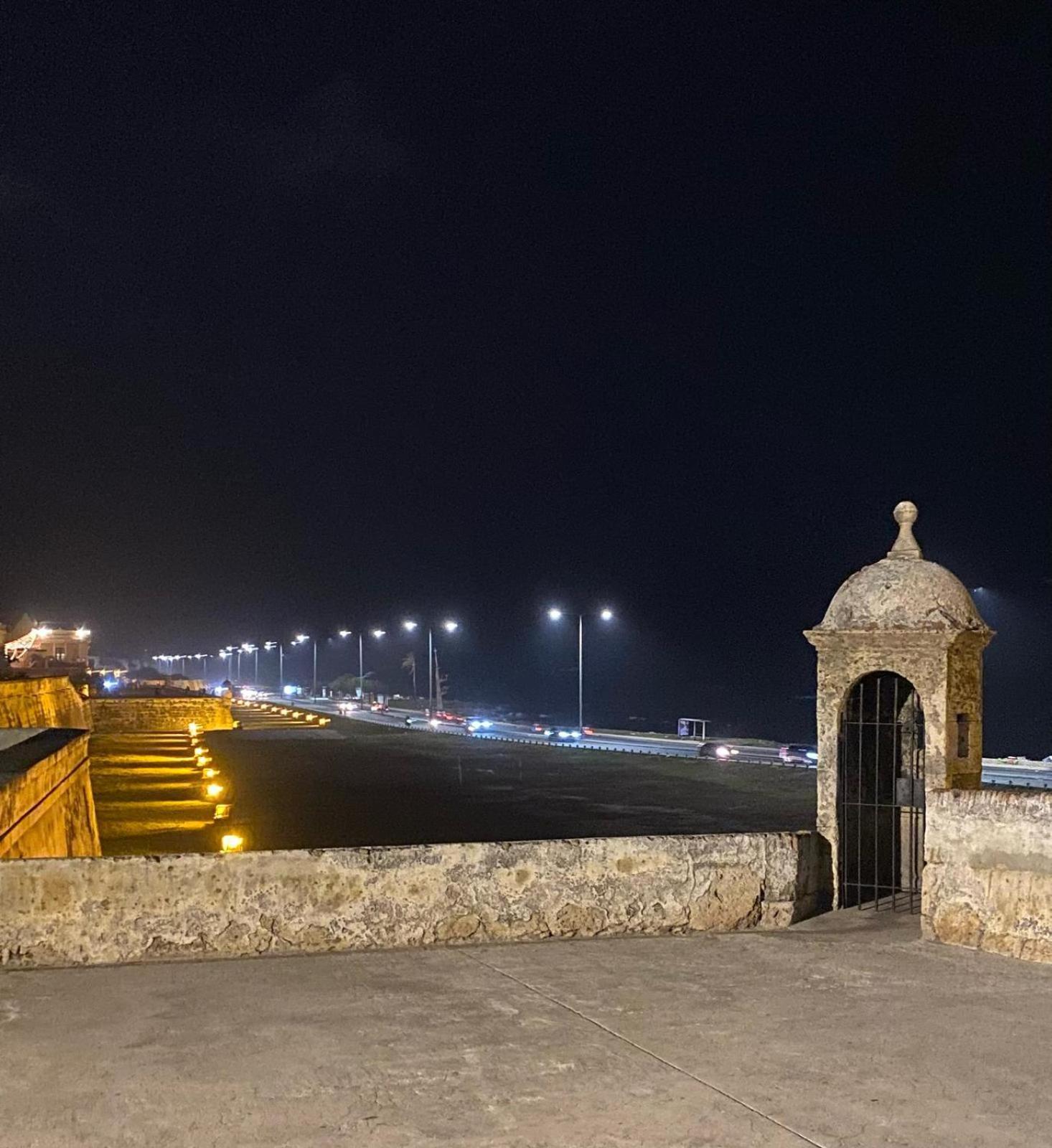 Gs 996 Apartment Cartagena Luaran gambar